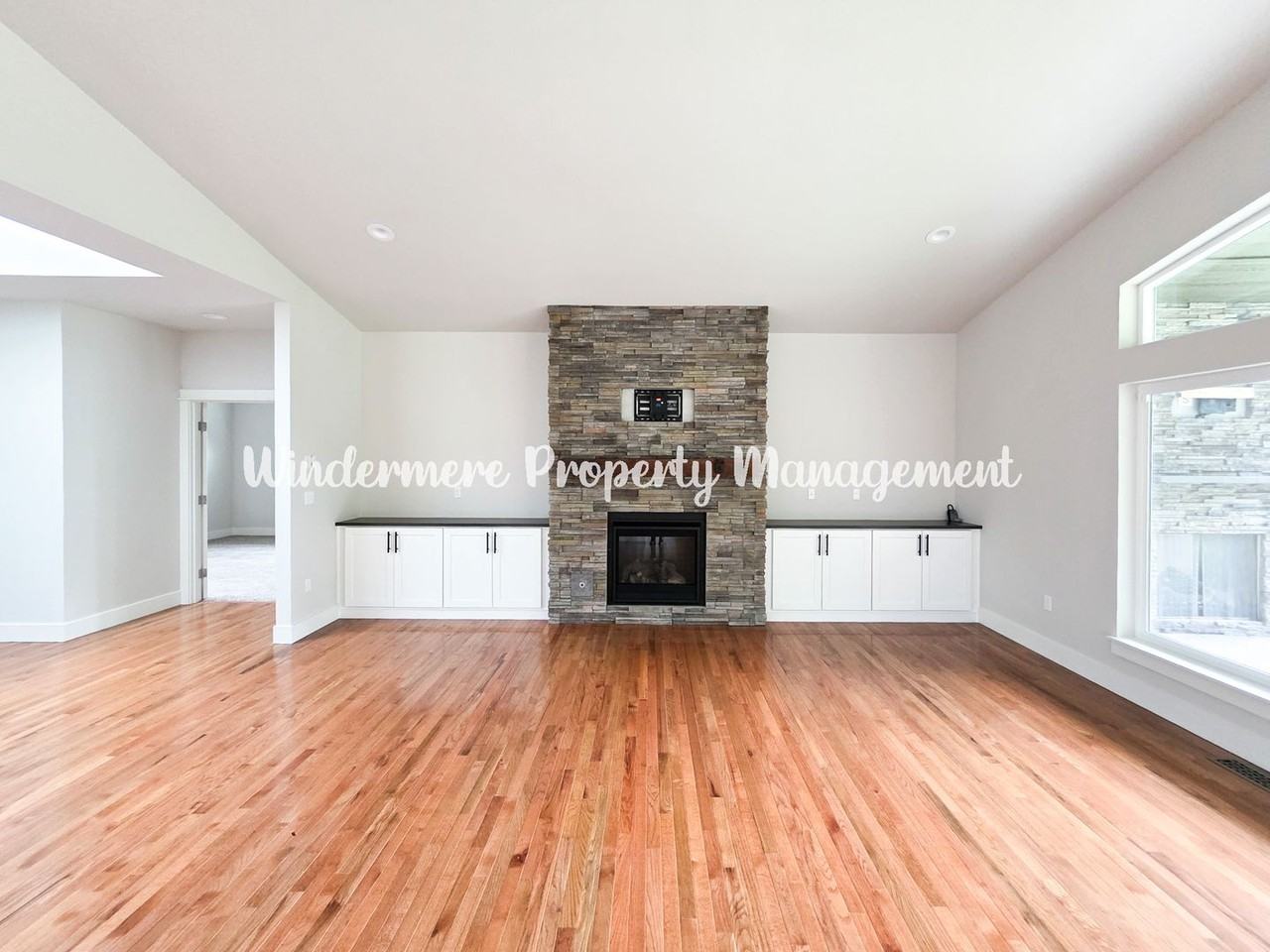 1738 Lilypad Pl E - Photo 7 of 31