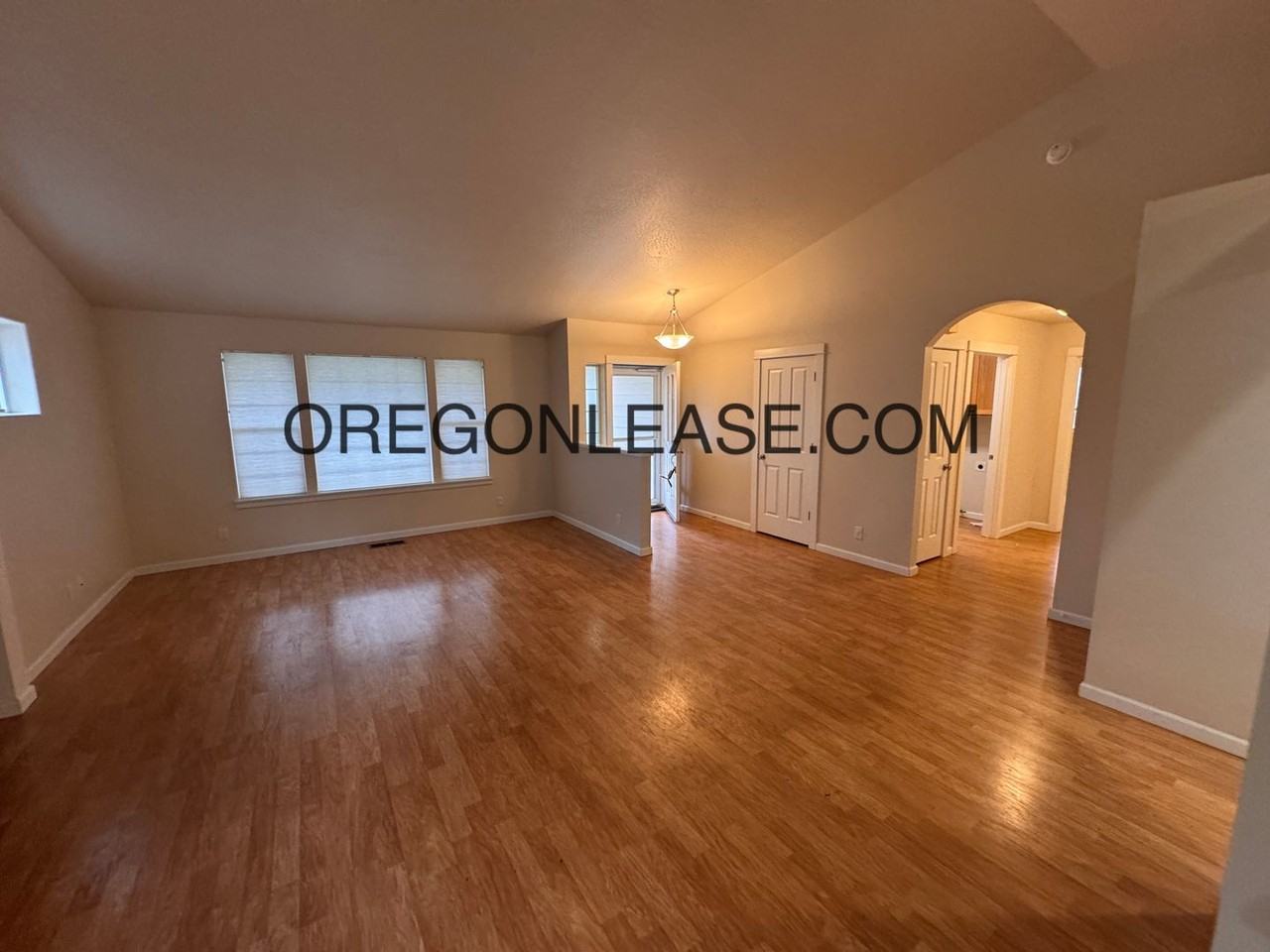 4742 Honeycomb Dr - Photo 6 of 18