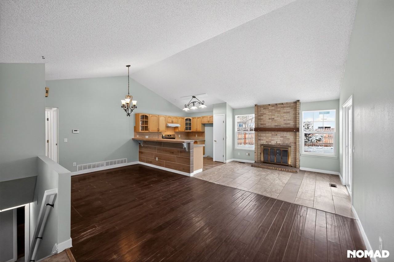 4166 S Ensenada St - Photo 5 of 27