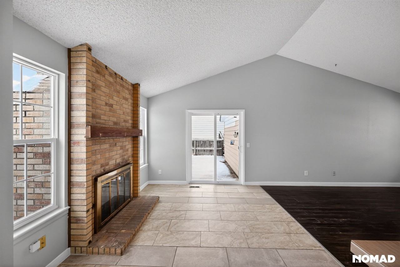 4166 S Ensenada St - Photo 6 of 27