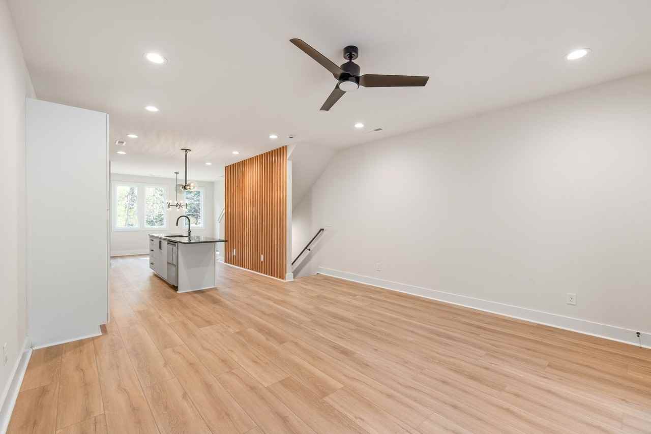 1312 Carolyn Dr - Photo 6 of 31