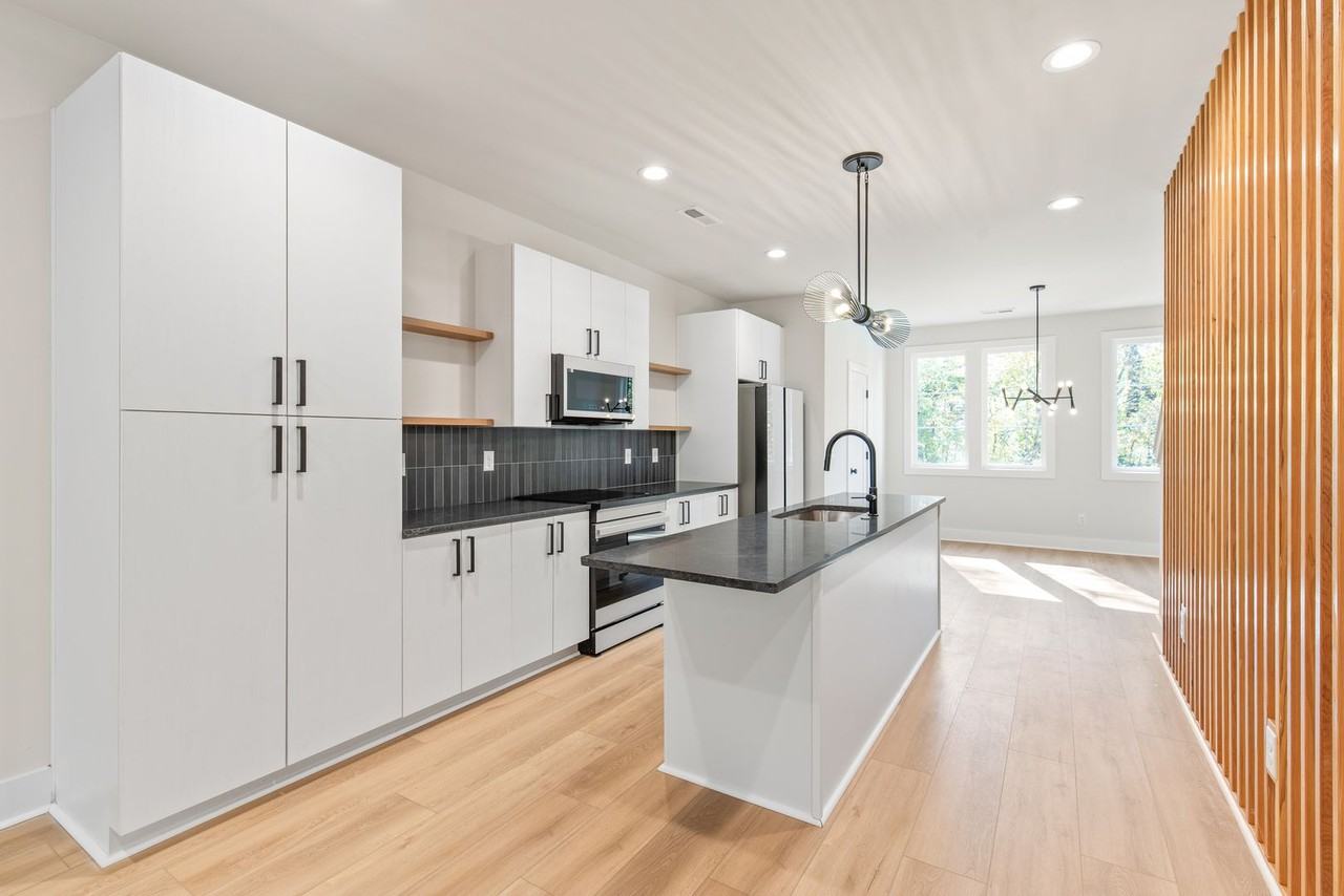 1312 Carolyn Dr - Photo 7 of 31