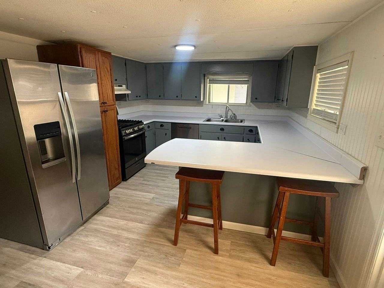 585 Pleasant Hill Rd