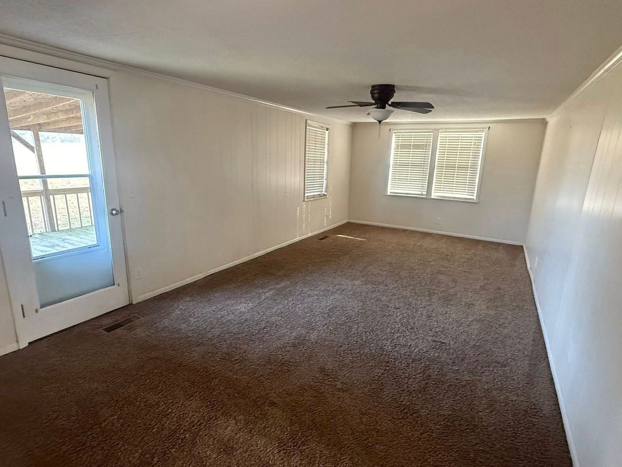 585 Pleasant Hill Rd - Photo 2 of 7