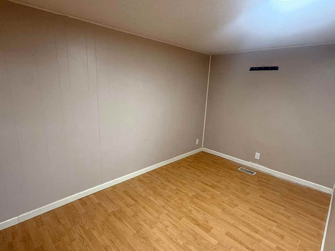 585 Pleasant Hill Rd - Photo 5 of 7