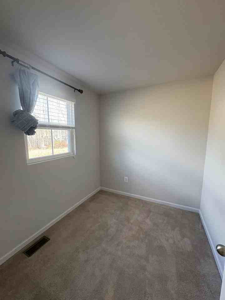 10201 Blansford Way - Photo 6 of 21