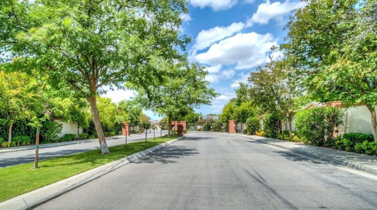 11519 Privet Pl - Photo 4 of 15