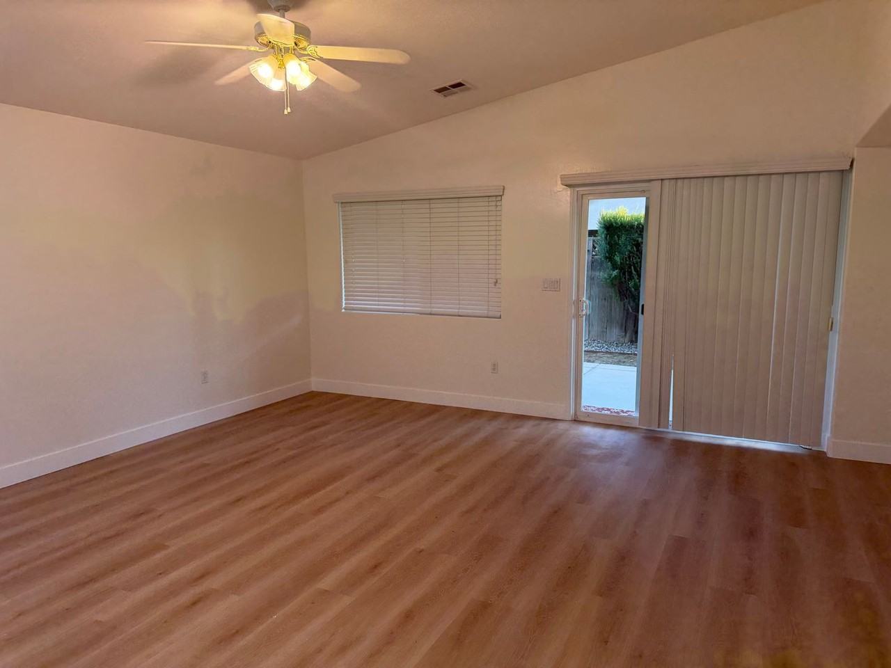 11519 Privet Pl - Photo 6 of 15