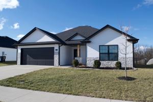 featured image of 4004 Clydesdale Dr