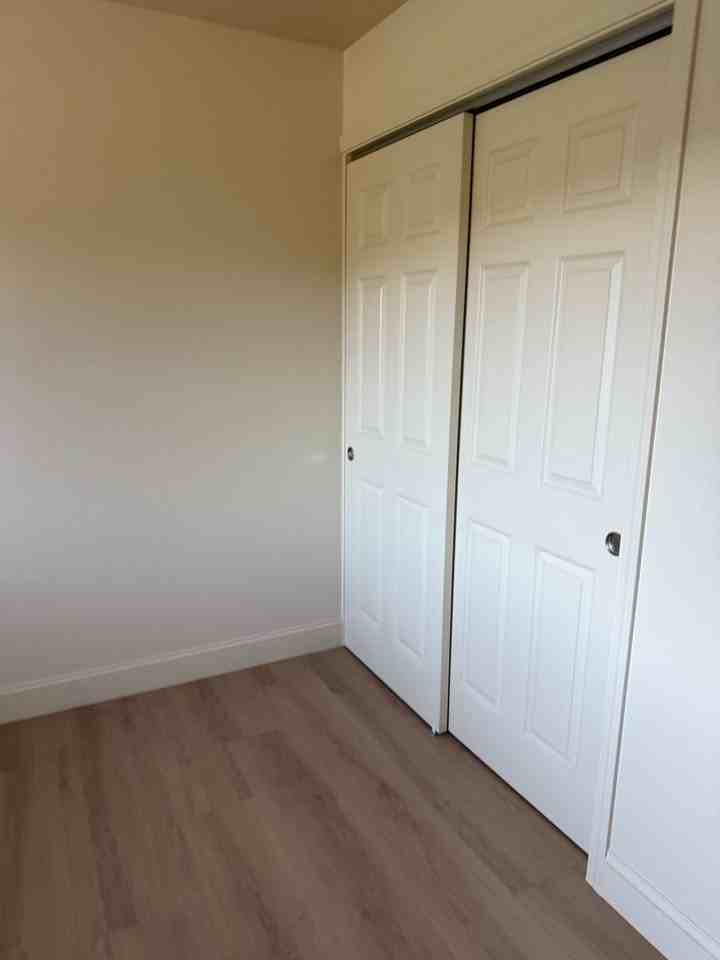 146 E Romie Ln #A - Photo 4 of 5