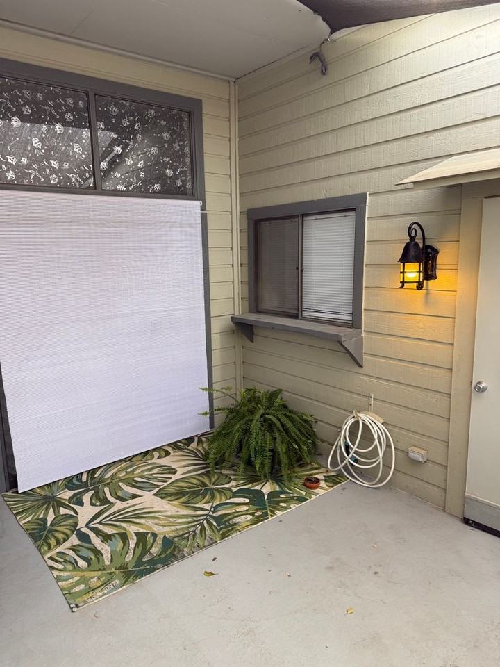 604 Bellaire Dr - Photo 6 of 15