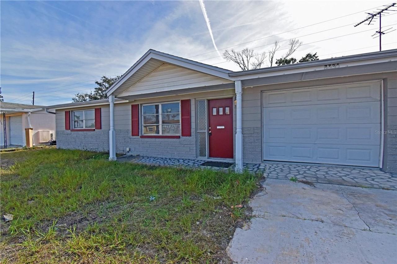 7724 Coventry Dr - Photo 3 of 24