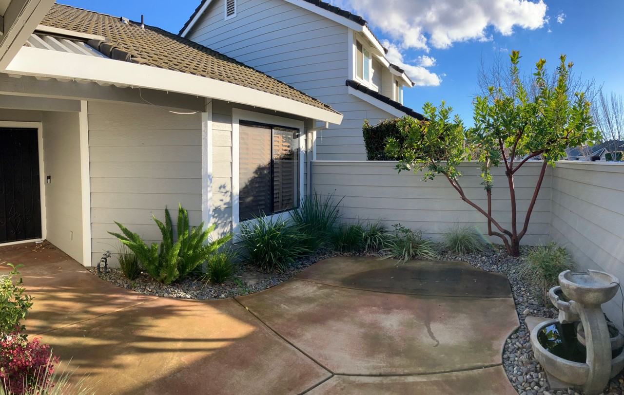 3600 Thomas More Way - Photo 2 of 18