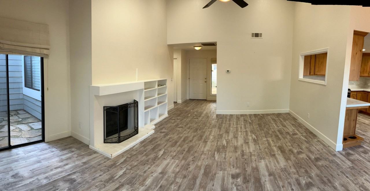 3600 Thomas More Way - Photo 4 of 18