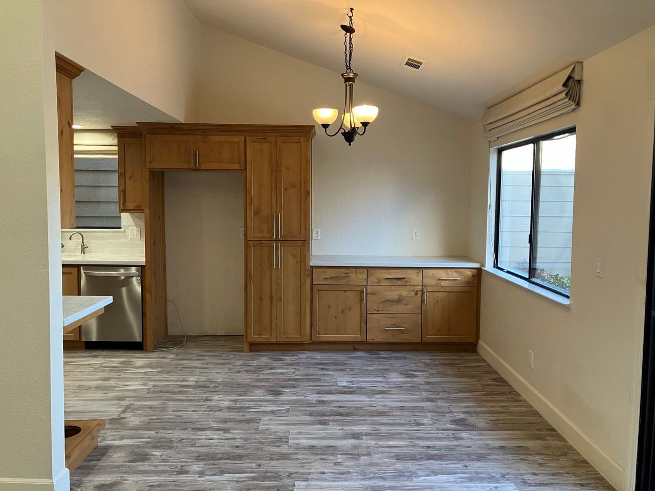 3600 Thomas More Way - Photo 5 of 18