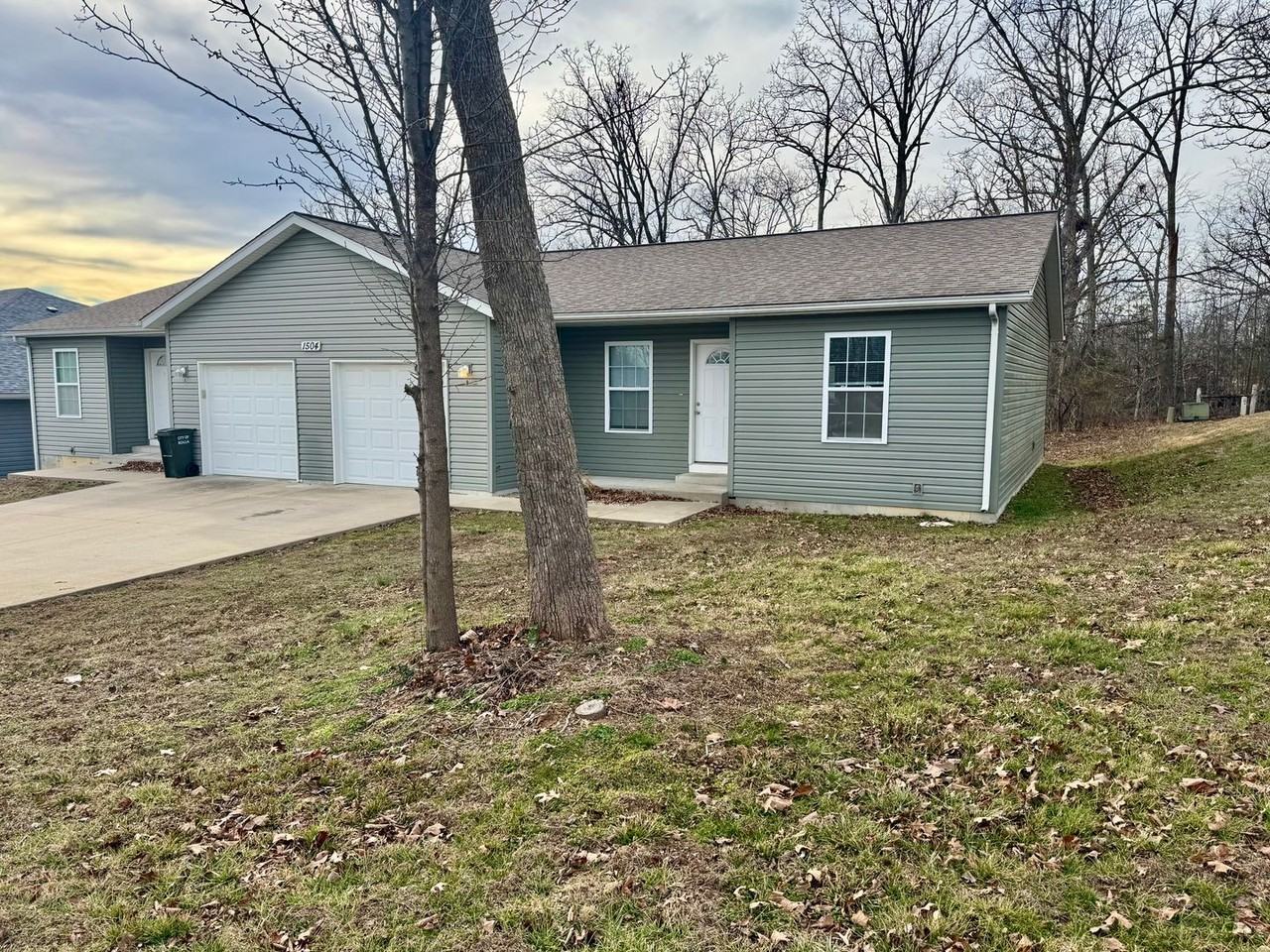 1504 1504 Ramsey #B - Photo 3 of 10