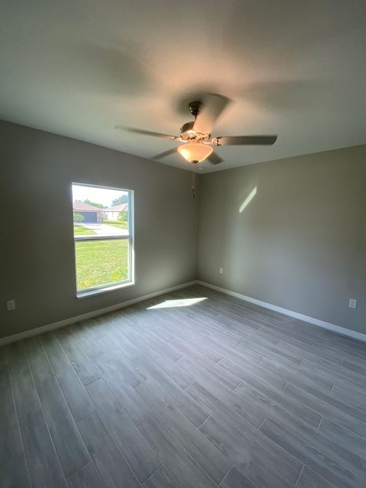 4137 Sw 8th Ct - Photo 3 of 20