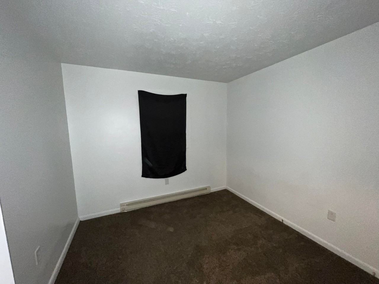 635 Graham Dr #LW - Photo 4 of 5