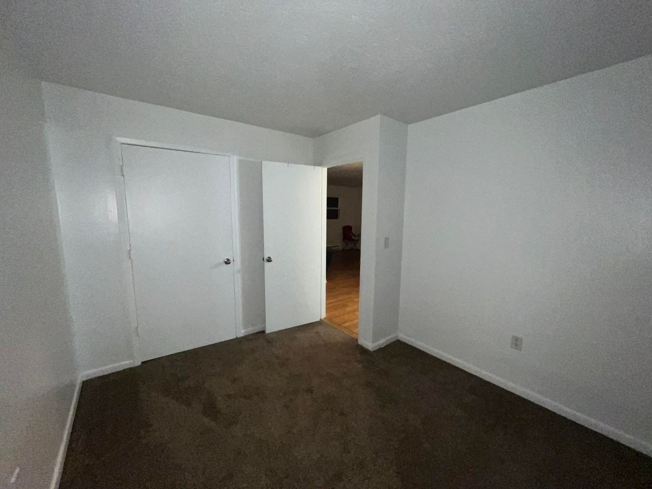 635 Graham Dr #LW - Photo 3 of 5