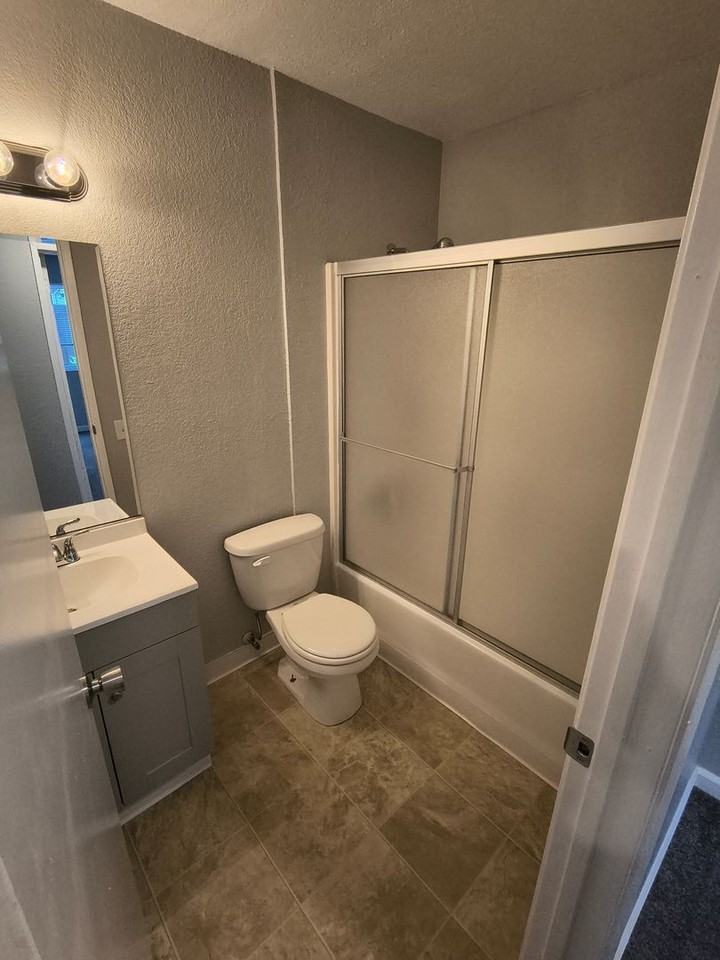 29536 Dixon St #2 - Photo 5 of 23