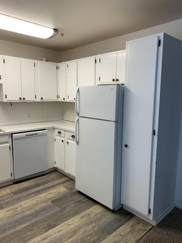 8040 Huckleberry St #8 - Photo 4 of 44