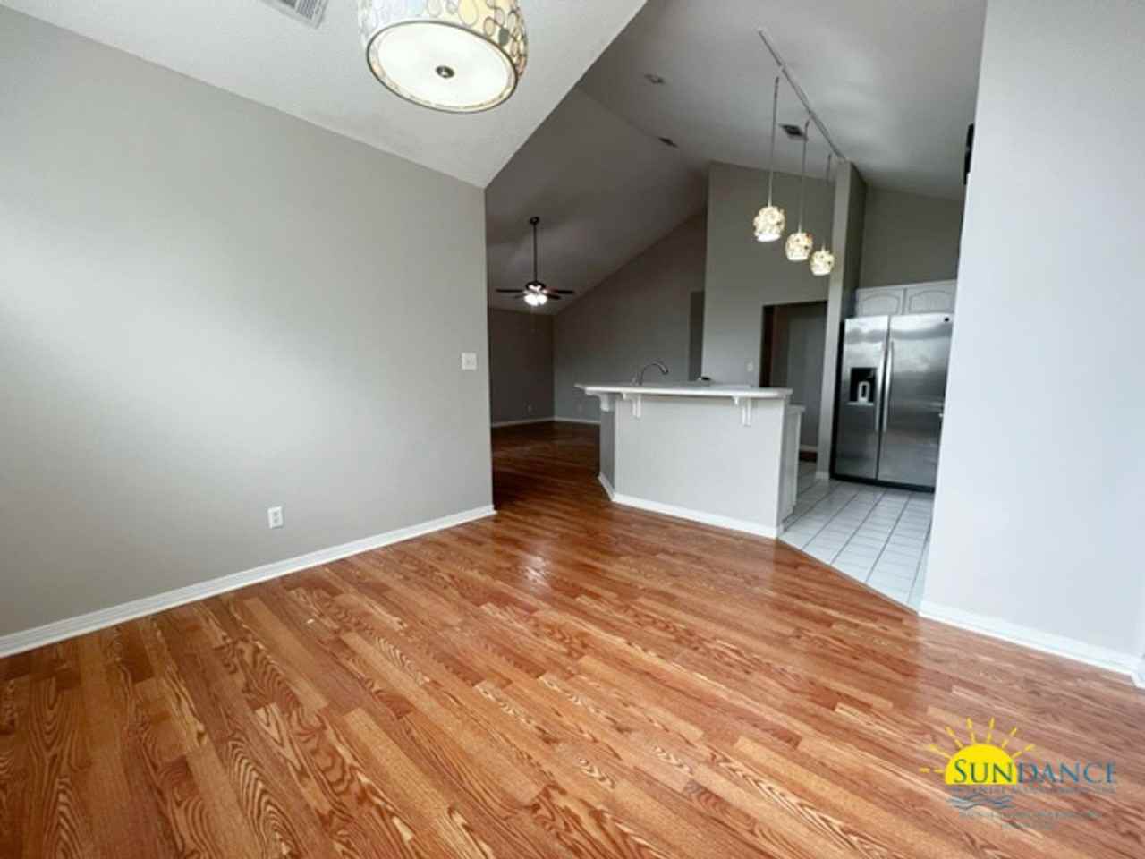 901 Shalimar Cv - Photo 3 of 14