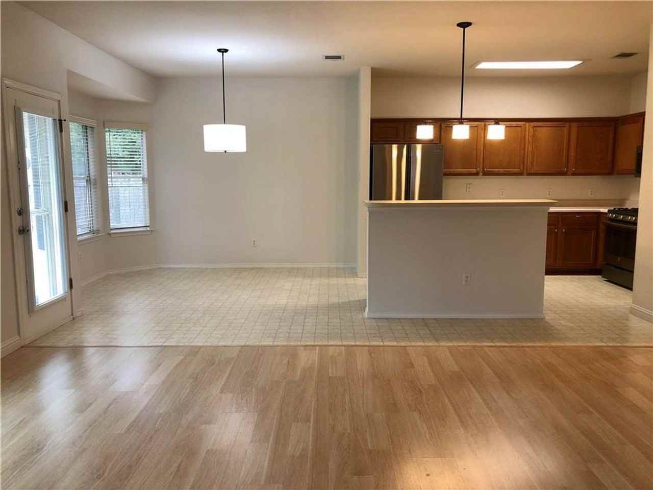 1515 Lochaline Loop - Photo 3 of 12