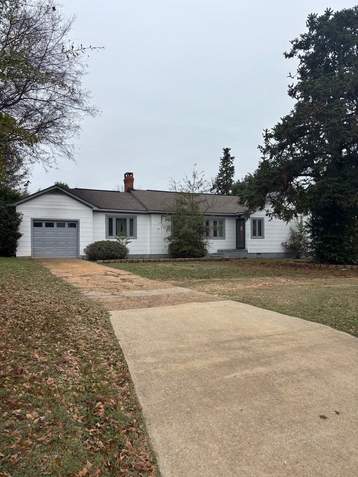 2200 Loop Rd - Photo 2 of 19