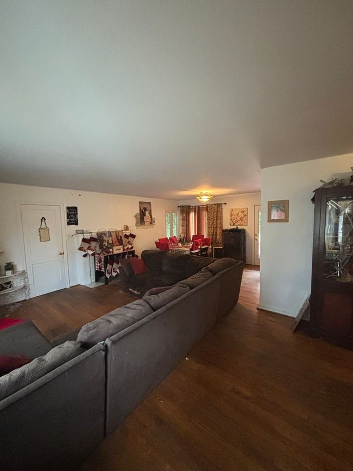 2200 Loop Rd - Photo 3 of 19