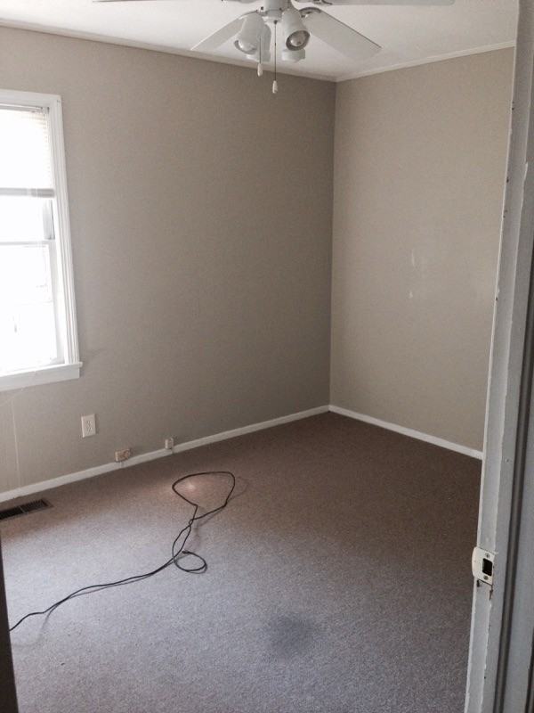 1602 18th Ave E - Photo 4 of 7