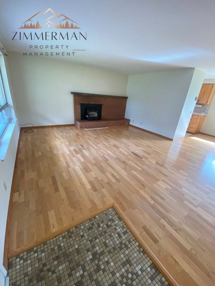 4375 Pearl St - Photo 2 of 17