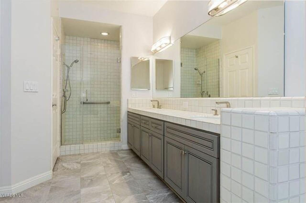 4338 Redwood Ave #B313 - Photo 3 of 29