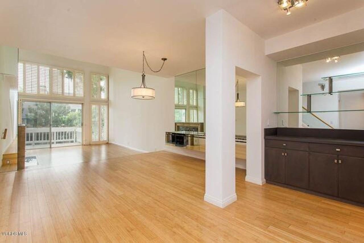 4338 Redwood Ave #B313 - Photo 2 of 29