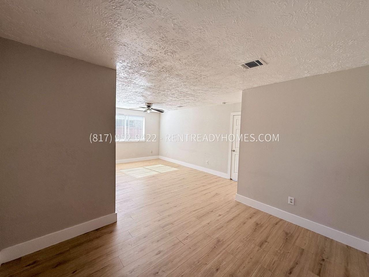 522 Kenwood Ln - Photo 4 of 21