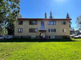 featured image of 823 17th Ave