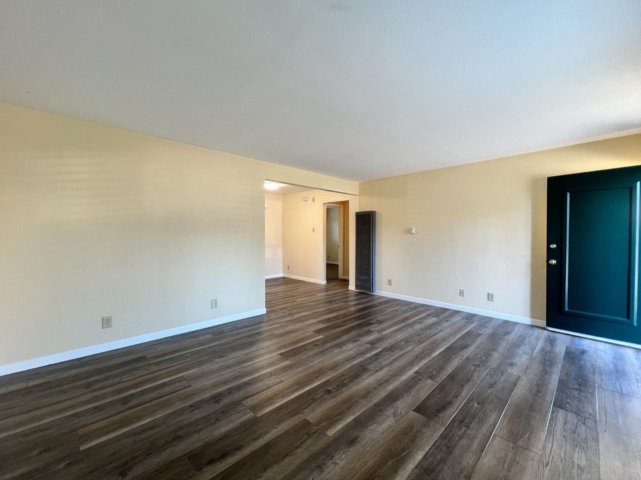 1782 Pine St - Photo 5 of 18