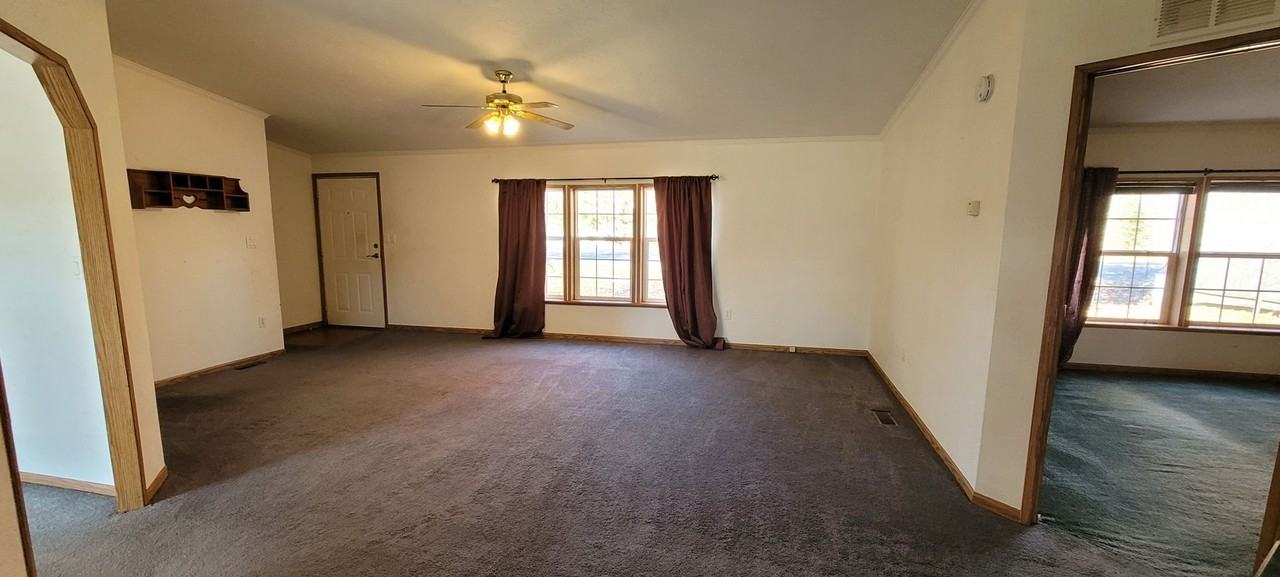 406 Bemidji Rd Nw - Photo 2 of 18