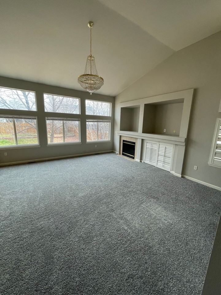 11942 Eudora Dr - Photo 4 of 33