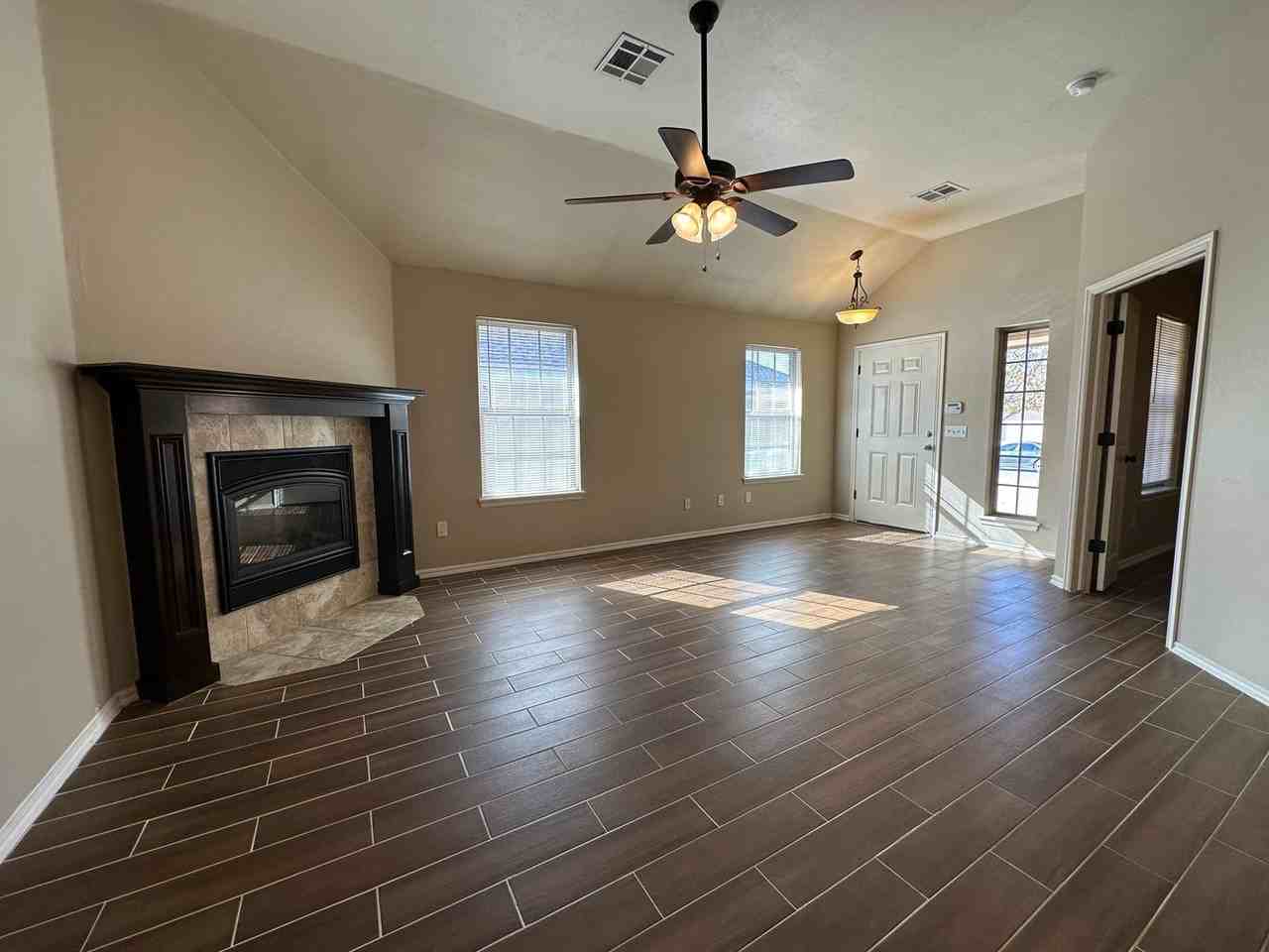 3512 Galatian Way - Photo 4 of 23