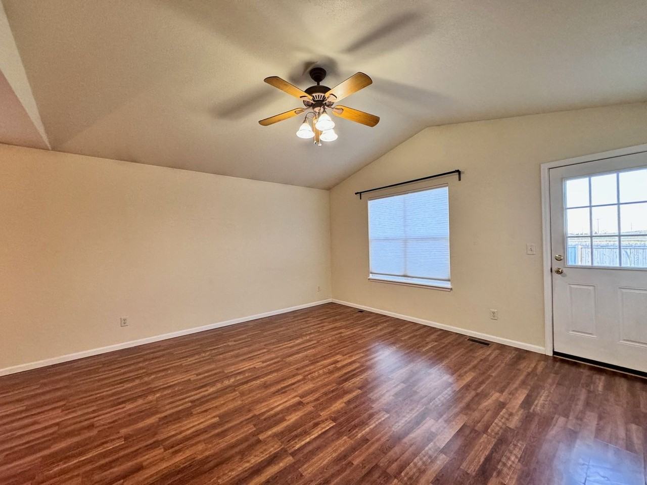 4051 Torridon Ln - Photo 4 of 13