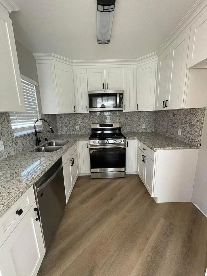 Multi Generation Home 4 Bedroom 3 Bath - Photo 5 of 10