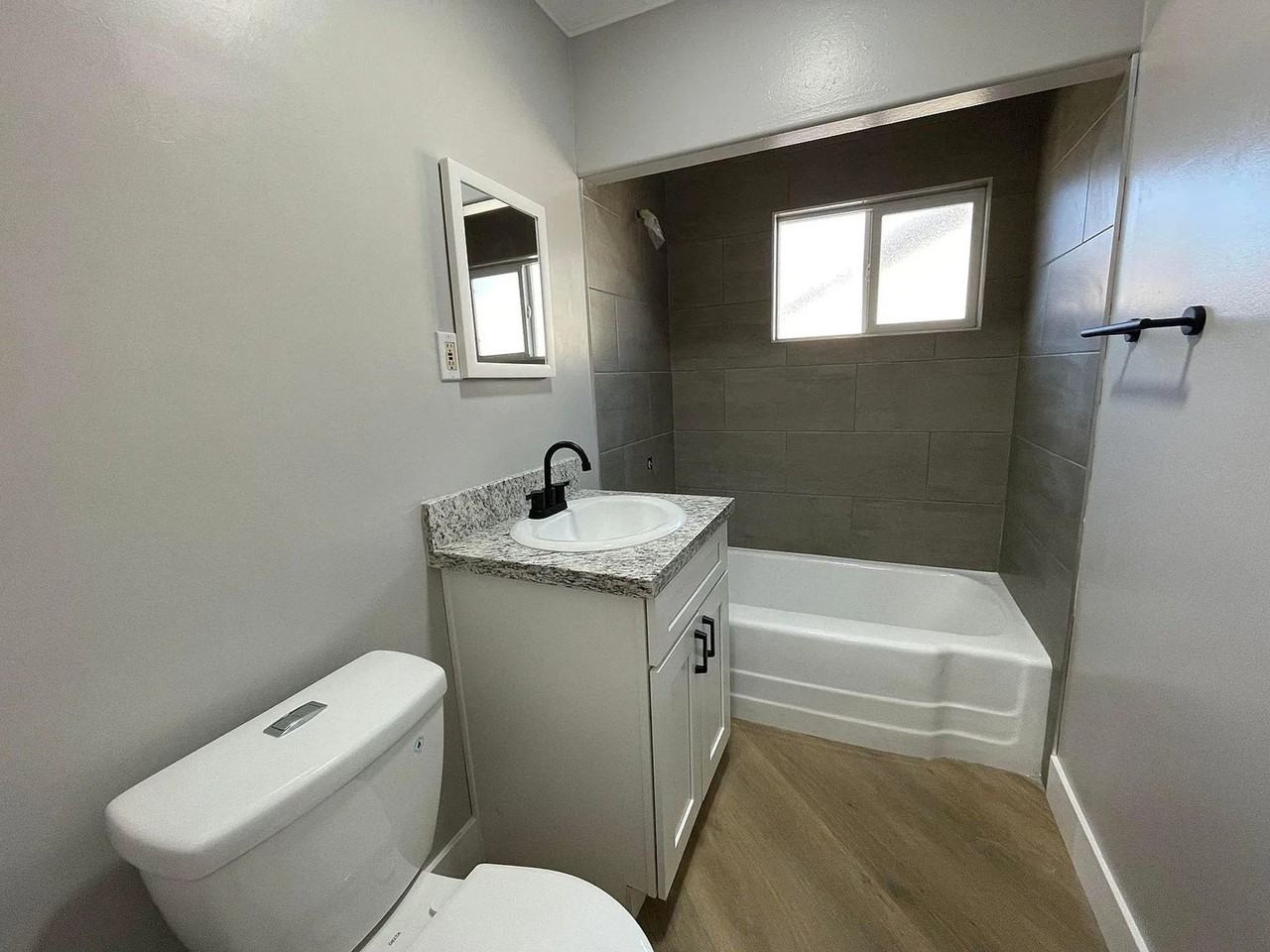 Multi Generation Home 4 Bedroom 3 Bath - Photo 6 of 10