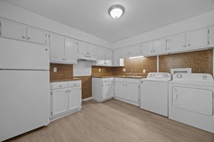 Lovely Two Bedroom One Bath Apartment. - Photo 1 of 1