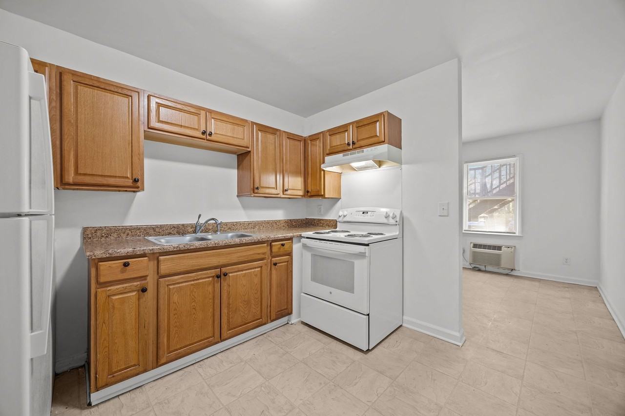 1 Bedroom/ 1 Bath apartment in the heart of Durham. - Photo 4 of 30