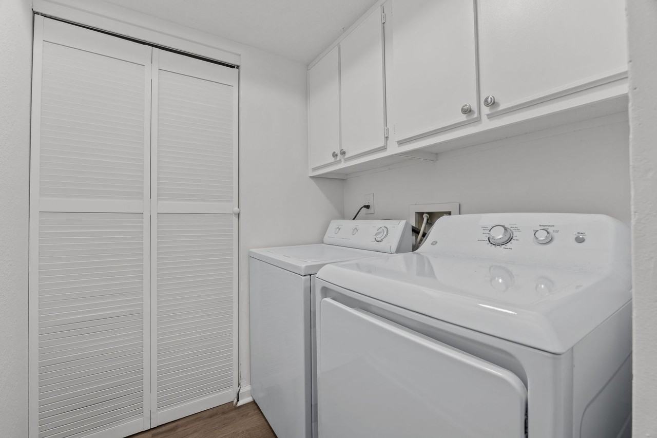 1 Bedroom and 1 Bath Apartment - Photo 7 of 39