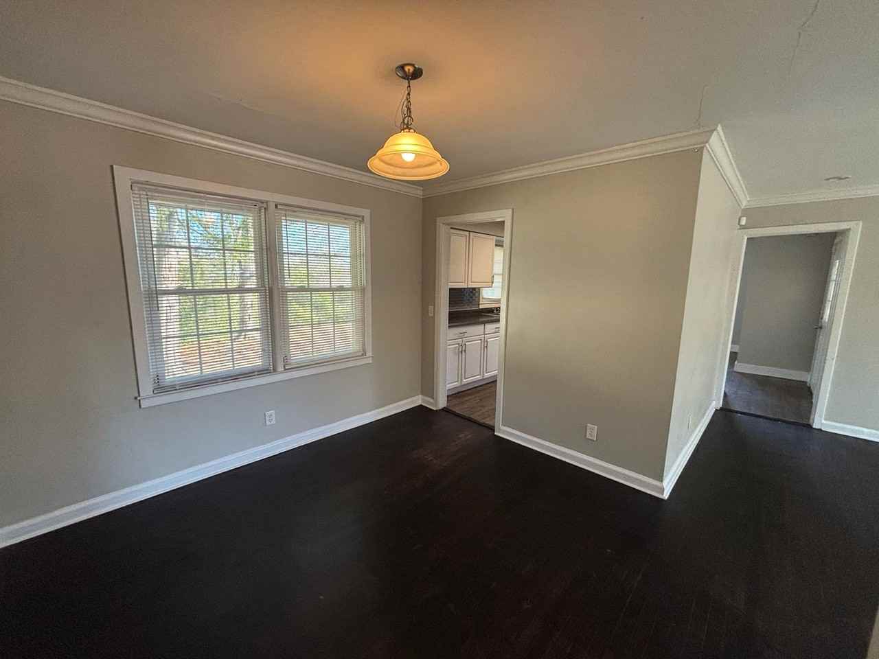 1612 Celeste Dr - Photo 3 of 19