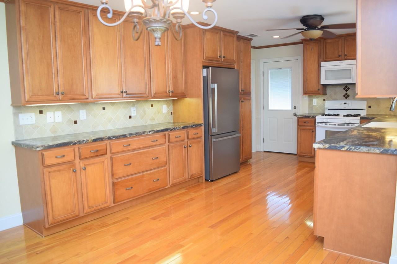 149 20th Ave Nw - Photo 4 of 26