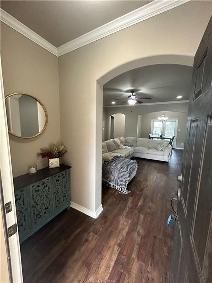 1485 Buena Vis - Photo 3 of 18