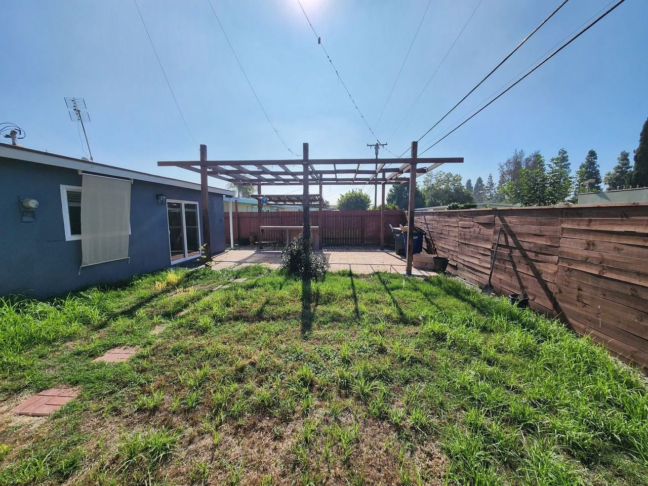 8305 Mulberry Ave - Photo 4 of 10