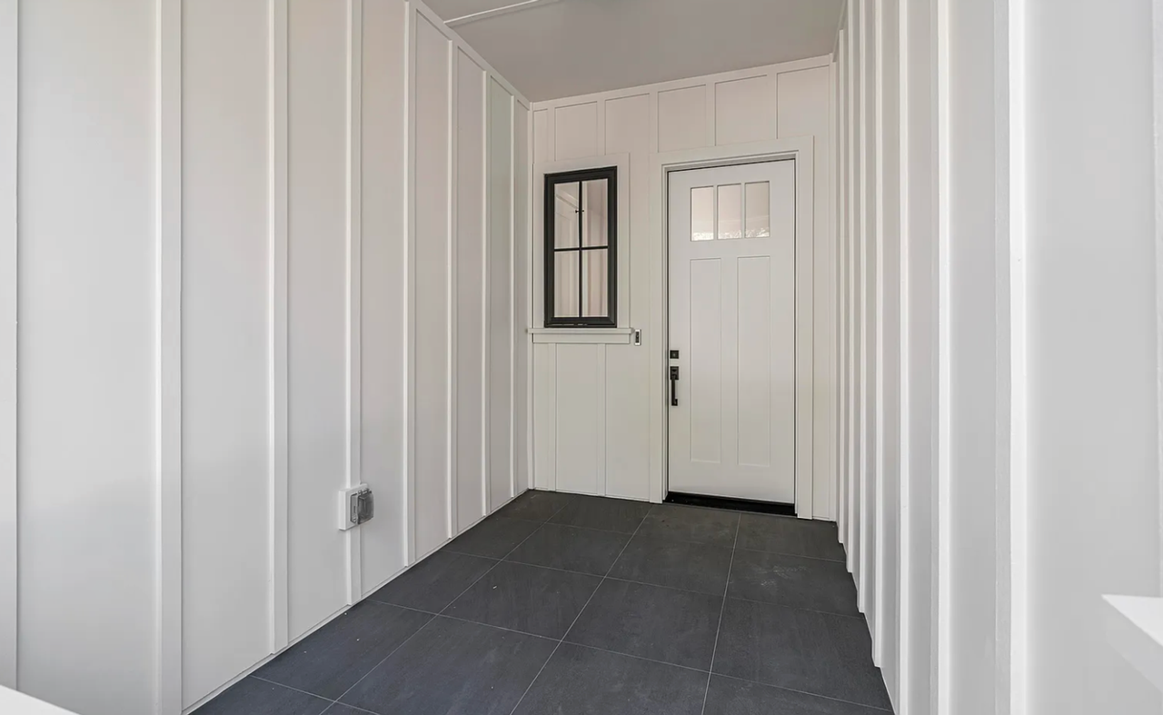 1460 Kentfield Ave - Photo 3 of 46